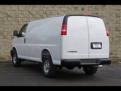 New 2025 Chevrolet Express 2500