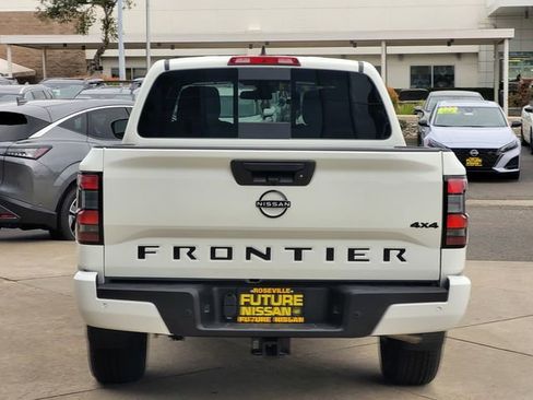 New 2026 Nissan Frontier SV w/ Tow Package image 6