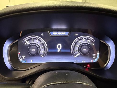 New 2026 RAM 1500 4x4 Crew Cab image 10