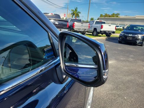 Used 2020 Toyota Highlander Limited FWD image 8