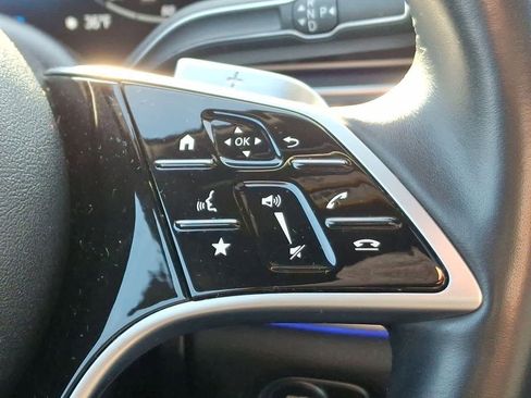 Used 2024 Mercedes-Benz GLE 450e 4MATIC image 24