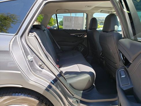 Used 2024 Subaru Outback Limited AWD/4WD image 17