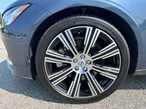 Used 2023 Volvo S90 B6 Ultimate w/ Lounge Package AWD/4WD image 9