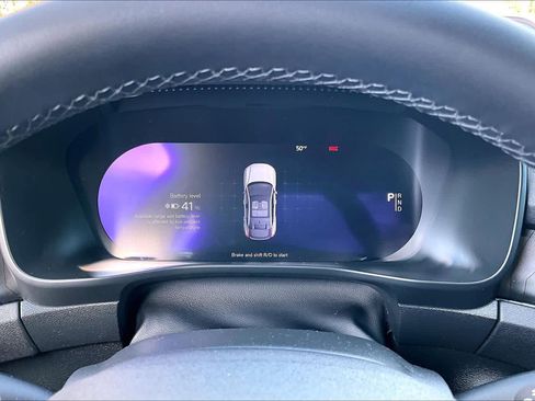 Certified 2023 Volvo C40 P8 Recharge Ultimate image 24