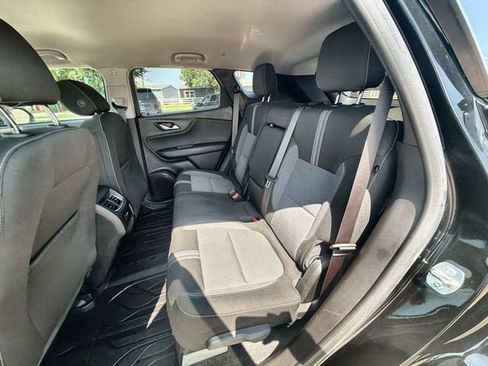 Certified 2024 Chevrolet Blazer LT w/ Convenience Package FWD image 24