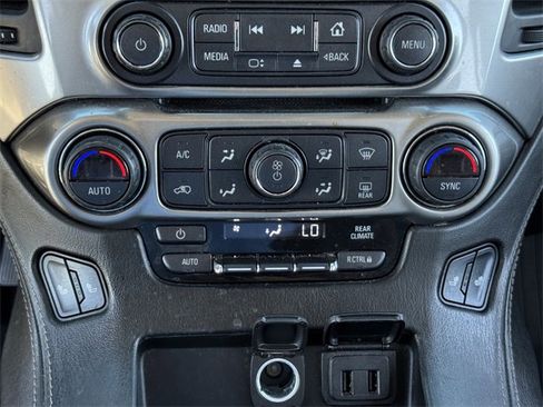 Used 2018 Chevrolet Tahoe LT image 17