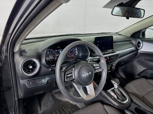 Certified 2023 Kia Forte LXS image 9