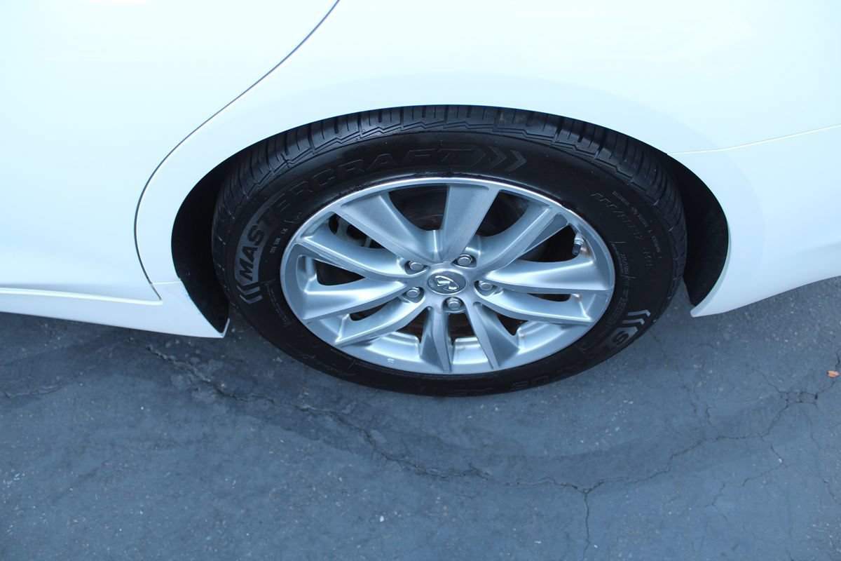 Used 2015 INFINITI Q50 Premium w/ Navigation Package RWD image 15