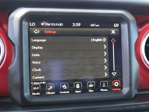 Used 2022 Jeep Gladiator Rubicon w/ Cold Weather Group AWD/4WD image 36