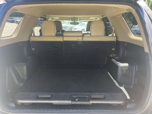 Used 2017 Toyota 4Runner SR5 Premium RWD image 8