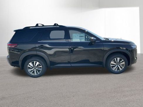 New 2026 Nissan Pathfinder SL w/ Cargo Package AWD/4WD image 32