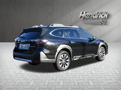 Certified 2025 Subaru Outback Limited image 9