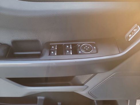 Used 2023 Ford F150 XLT image 14