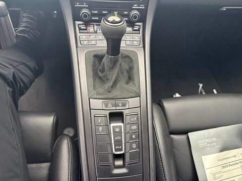 Used 2019 Porsche 911 Carrera GTS RWD image 14