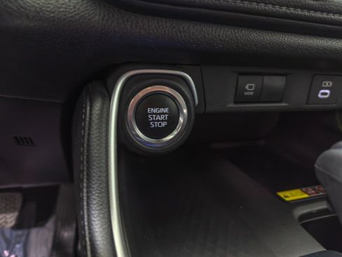Used 2024 Toyota Grand Highlander AWD image 35