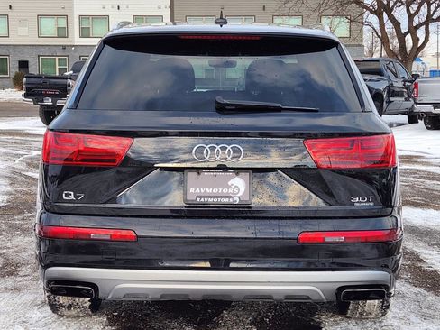 Used 2017 Audi Q7 3.0T Premium Plus image 8