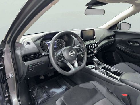 Used 2025 Nissan Sentra SV w/ All-Weather Package FWD image 12