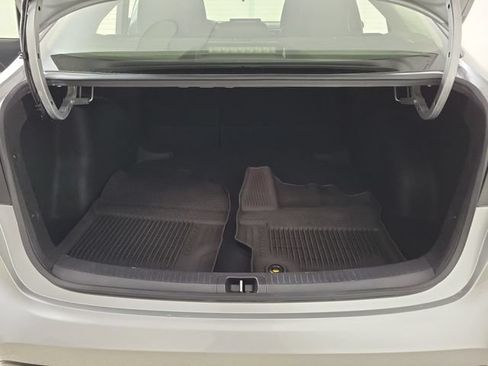 Used 2026 Toyota Corolla LE FWD image 10