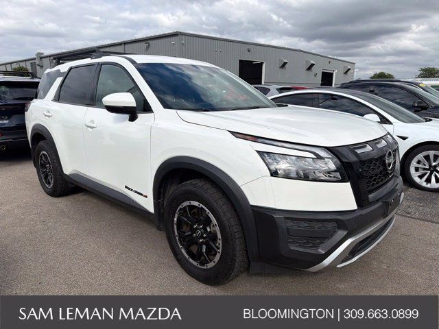 Used 2025 Nissan Pathfinder Rock Creek AWD/4WD image 1