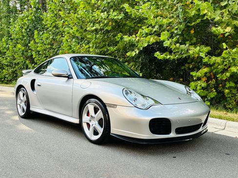 Used 2003 Porsche 911 Turbo AWD/4WD image 4