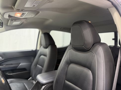 Used 2022 Chevrolet Colorado Z71 w/ Safety Package image 15