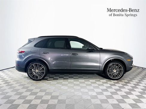 Used 2019 Porsche Cayenne S AWD/4WD image 8