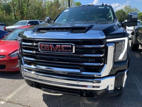 New 2026 GMC Sierra 2500 SLT w/ SLT Premium Package image 9