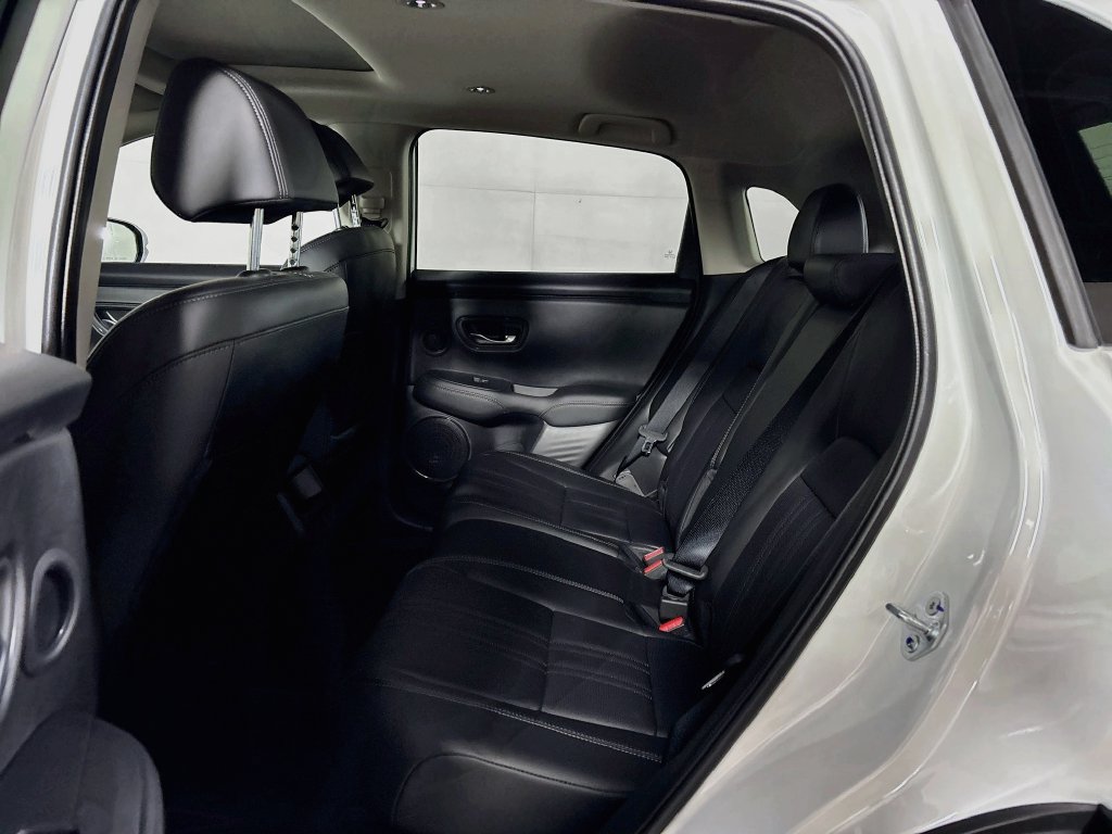 New 2027 Honda HR-V EX-L image 20
