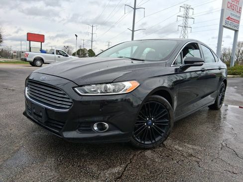 Used 2013 Ford Fusion SE image 1