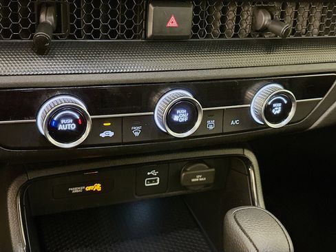 Used 2023 Honda CR-V LX image 23