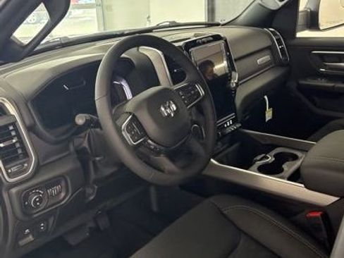 New 2026 RAM 1500 Big Horn AWD/4WD image 10