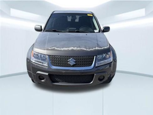 Used 2011 Suzuki Grand Vitara Premium image 2