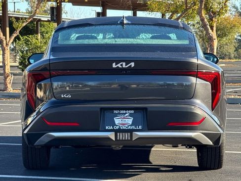 New 2025 Kia K4 EX image 6
