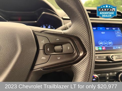 Used 2023 Chevrolet TrailBlazer LT w/ Convenience Package AWD/4WD image 14
