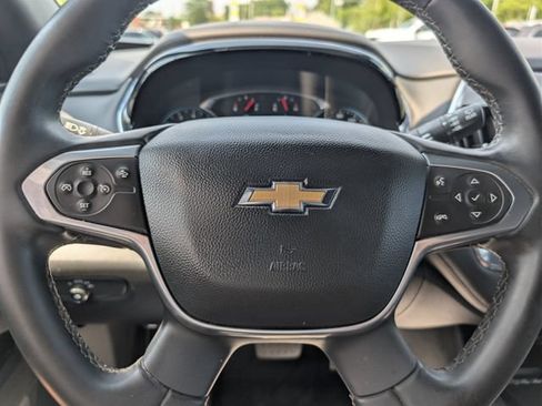 Used 2023 Chevrolet Traverse LT FWD image 22