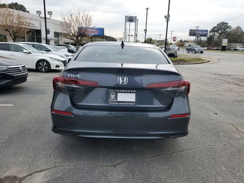 Used 2025 Honda Civic LX image 5