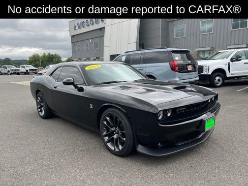 Used 2021 Dodge Challenger R/T Scat Pack RWD image 5