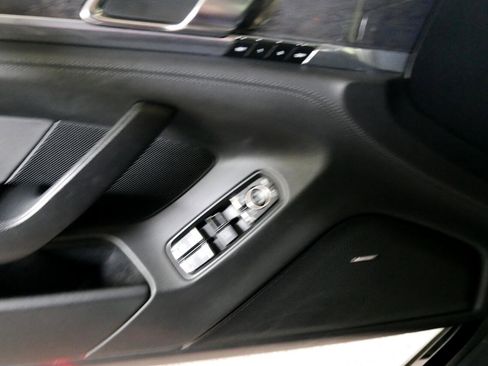 Used 2012 Porsche Panamera Turbo S image 19