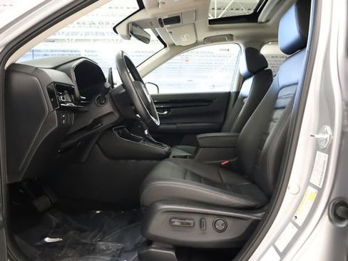 Used 2025 Honda CR-V EX-L image 12