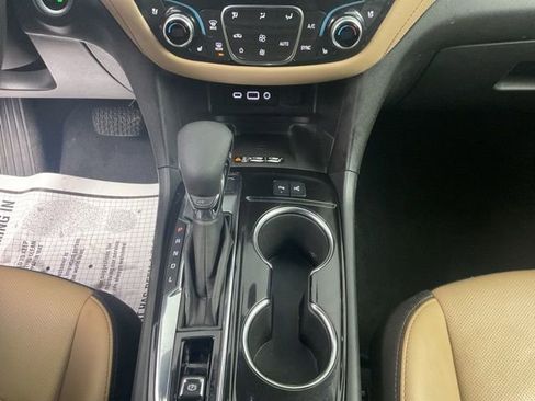 Certified 2024 Chevrolet Equinox Premier image 22