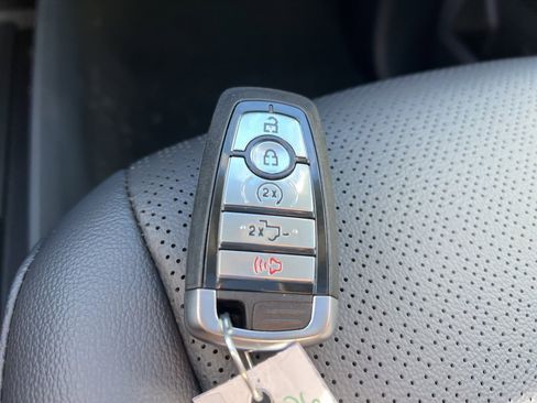 New 2026 Ford F350 Lariat w/ Black Appearance Package image 46