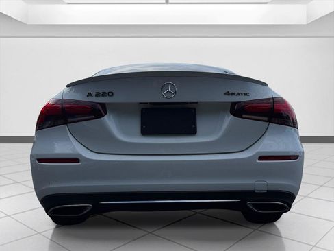 Used 2019 Mercedes-Benz A 220 4MATIC image 4