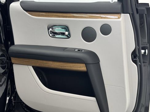 Certified 2021 Rolls-Royce Ghost image 27