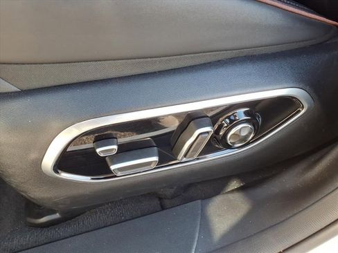 Used 2024 Jeep Wagoneer Launch Edition image 18