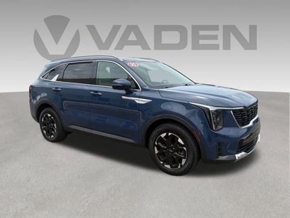 Used 2025 Kia Sorento S w/ Panoramic Sunroof Package