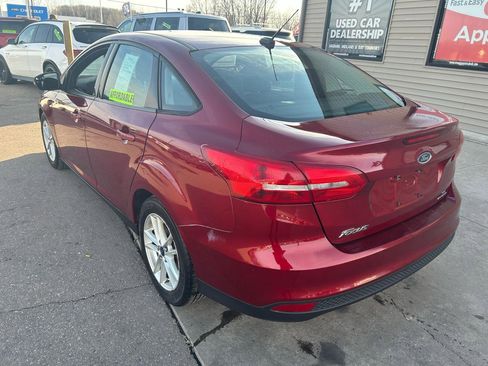 Used 2015 Ford Focus SE image 7