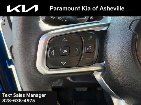 Used 2024 Jeep Wrangler Sahara image 14