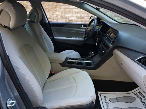 Used 2015 Hyundai Sonata SE w/ Option Group 09 image 26
