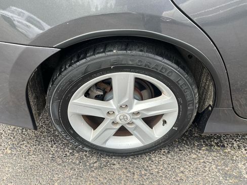 Used 2012 Toyota Camry SE image 14