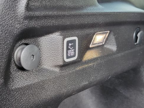 Used 2025 Jeep Grand Cherokee L Altitude AWD/4WD image 23